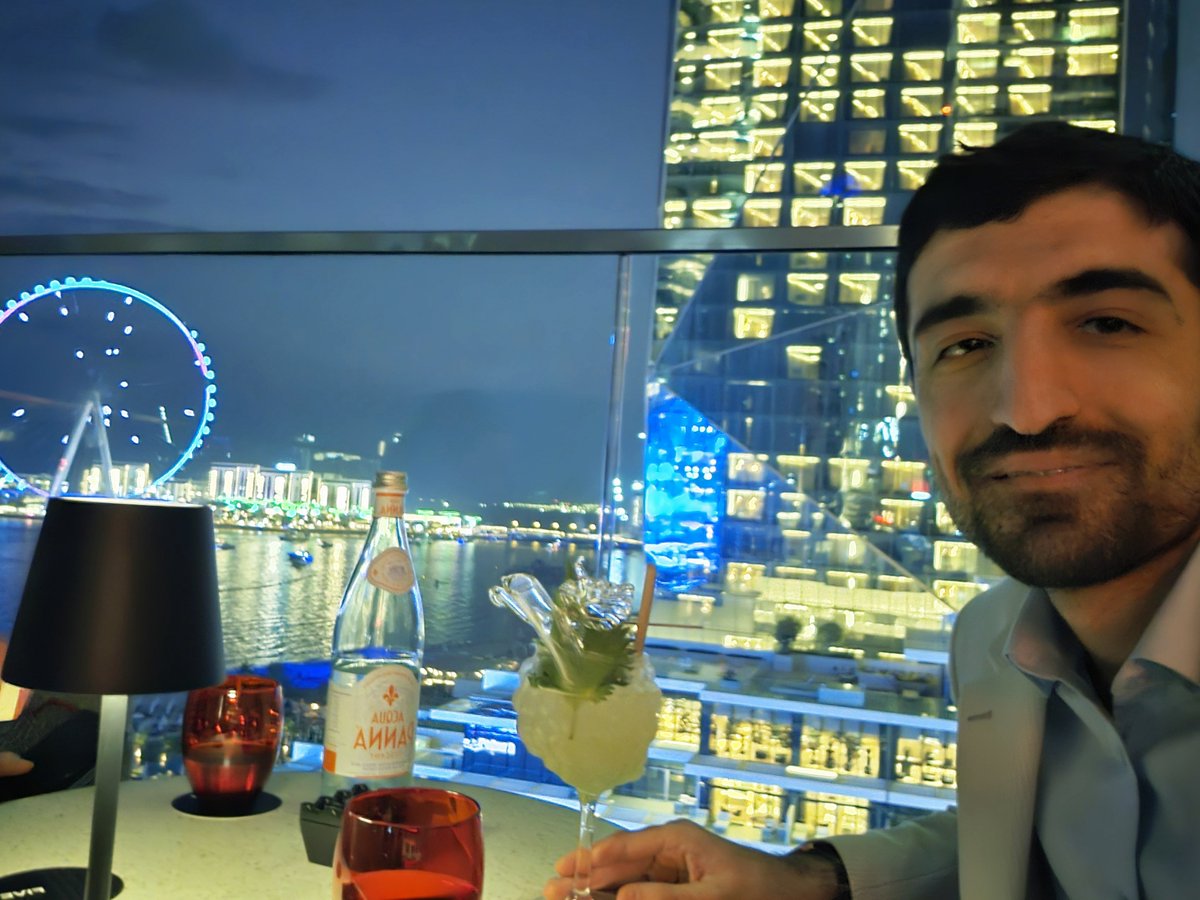 Cocktail with a view! #dubailife