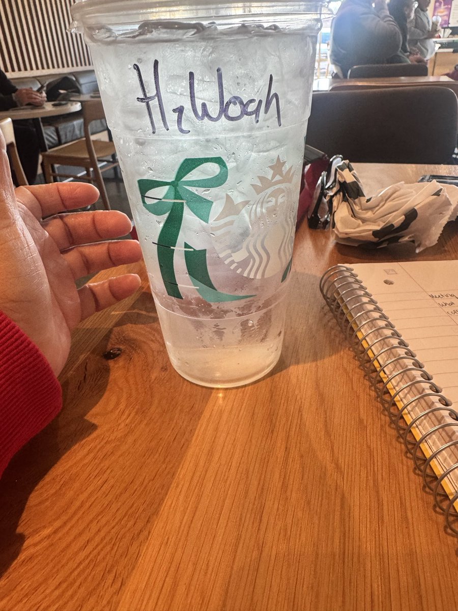 DaonlyBunnyBoo's tweet photo. Umm what is this @Starbucks , I feel offended, that is not my name? https://t.co/ghCyVtdqzQ