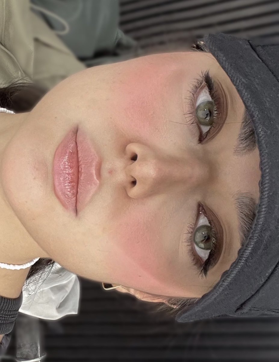 فریناز tweet media