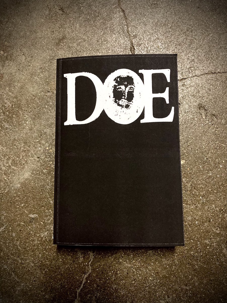 lgnbrry's tweet photo. My favorite 2025 book is DOE. https://t.co/218c6LVMBx