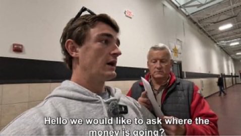 C_3C_3's tweet image. Spot the difference…

Propaganda Media vs Independent Media 

Not the same.