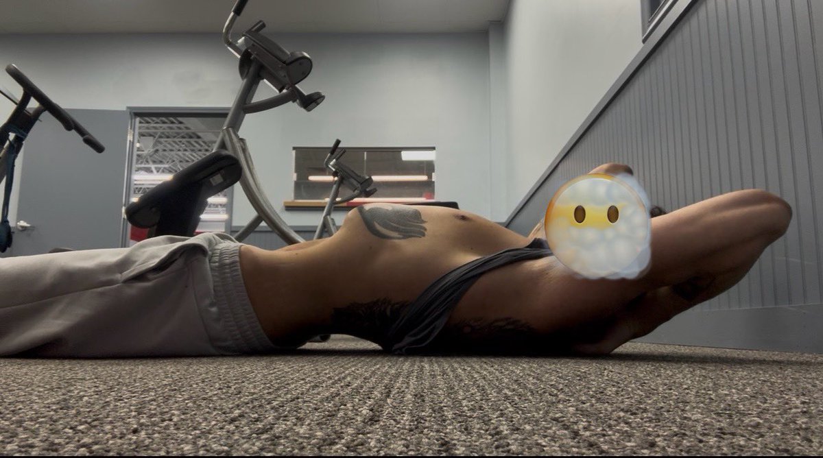 _AudioPhobia's tweet image. Sorry I’m late. Can I still come over and lay under your tree like this?