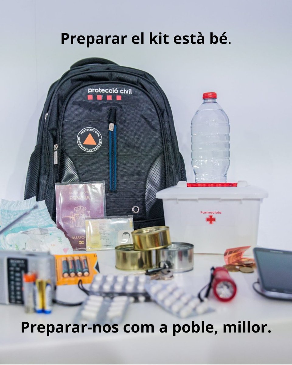 Preparar un kit d’emergència està bé.
Preparar-nos com a comunitat, encara millor.
🔗 Enllaç a l’article ja.cat/aTaGd
En els darrers dies s’ha parlat molt del kit d’emergència per a 3 dies. És una bona pràctica.

Però les emergències no sempre duren tres dies.
La