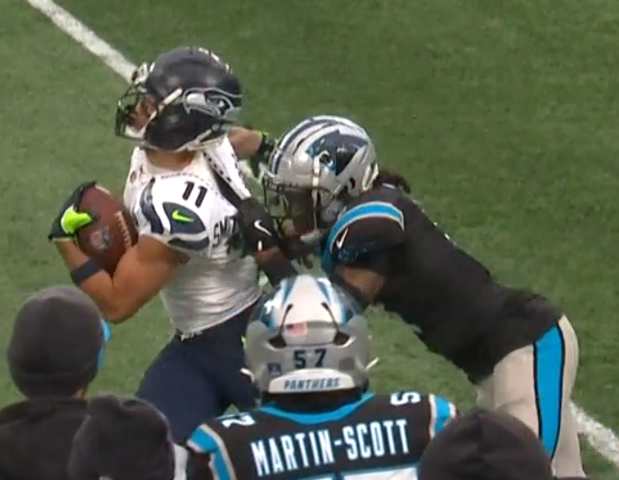 hawkmania4's tweet photo. Fire these refs

[📷 : NFL on CBS] https://t.co/kisrspb7r9