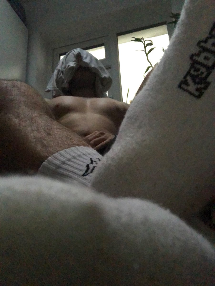 NaturalDomUser's tweet image. Bet you wish you were here. Taking care of my worn out feet from a long weekend, in the way only you f*gs know how.

Put your nose to the screen and sniff 👃 🧦 

Put your lips to your screen and kiss 👄 🦶 

Put your finger to my Throne and press send 👆🏻💸

Coffee to start the…