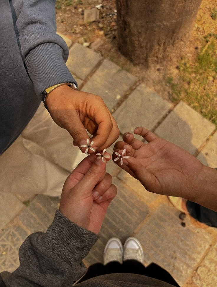 𝒂𝒏𝒈𝒆𝒍 𝒐𝒇 𝒔𝒎𝒂𝒍𝒍 𝒅𝒆𝒂𝒕𝒉, 𝐍. tweet media