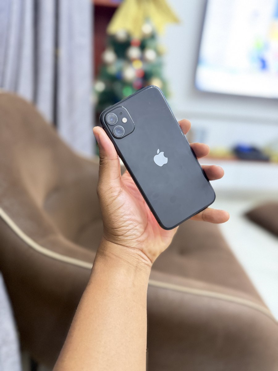 dabz_global's tweet photo. Deal‼️clean iPhone 11 128gb with 86% battery capacity. Screen and all parts are excellent! Face ID and everything works great! 

Price : N250,000

Account: 8232100166 Dabz Global Biz Ven  Moniepoint 

Payment on deals are binding! We will not refund or repost, if you have “changed your mind”. We will refund/ come to an agreement according to your wish, if the description of what we posted is different from what you received.  Please be sure you want this before payment. RESPECT THE PROCESS‼️    

Nationwide delivery 🚚