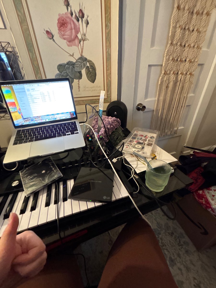 perksoftina's tweet photo. making coffee at home, baking my Oma’s apple turnovers, and adding music to my iPod nano… how lovely https://t.co/tWDJPj2t17