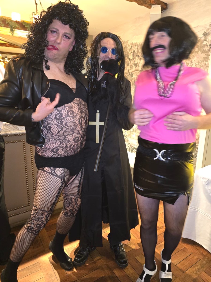 EmmSmith17's tweet photo. @cher Did ever hang out with Ozzy and Freddie together? https://t.co/MFrvHwUzjI