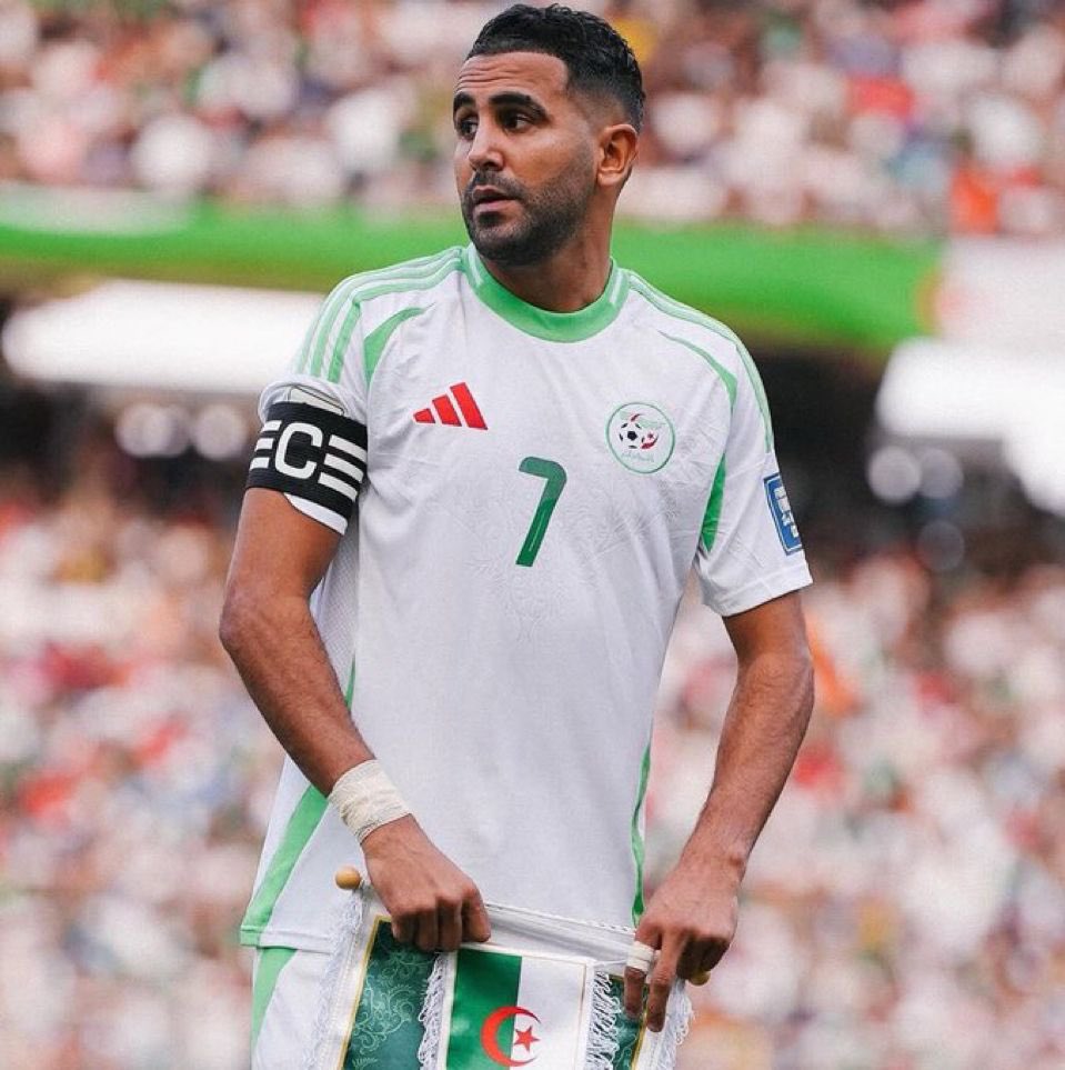 🚨🚨🚨🚨🚨🚨- رسميًا |

- تأكد غياب لاعب الأهلي رياض محرز عن مواجهة #النصر بعد ان تأهل منتخب الجزائر إلى دور الـ 16.