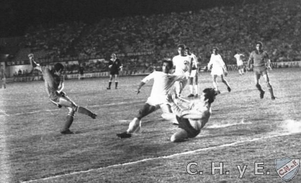 El homenaje y agradecimiento a los héroes de 1971

🏆1️⃣9️⃣7️⃣1️⃣ 𝓖𝓵𝓸𝓻𝓲𝓸𝓼𝓸

🏆🌎#1️⃣4️⃣ Libertadores 
🏆🌍#1️⃣5️⃣ Intercontinental
🏆🌎#1️⃣6️⃣ Interamericana

🏆🇺🇾Tricampeonato Uruguayo
(Tetra 1972)

<a href="/Nacional/">Nacional</a> 🔵⚪🔴
⭐𝑻𝒓𝒊𝒄𝒂𝒎𝒑𝒆𝒐𝒏 𝑴𝒖𝒏𝒅𝒊𝒂𝒍 𝑰𝒏𝒗𝒊𝒄𝒕𝒐⭐
(71-80-88)