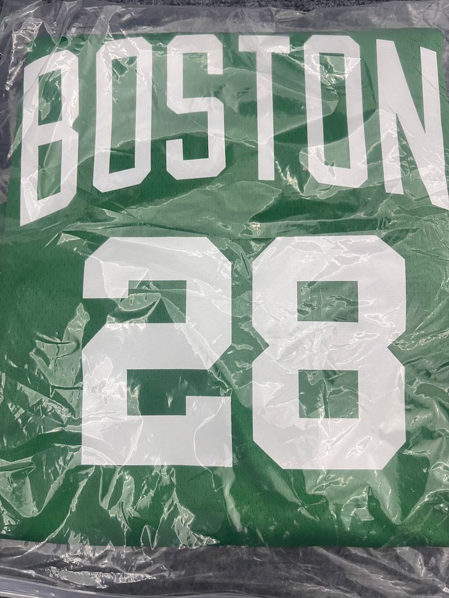 ✅ Si Hugo González anota hoy +7 PUNTOS frente a los Portland Trail Blazers, vamos a sortear su camiseta entre todos los que den RT y nos sigan