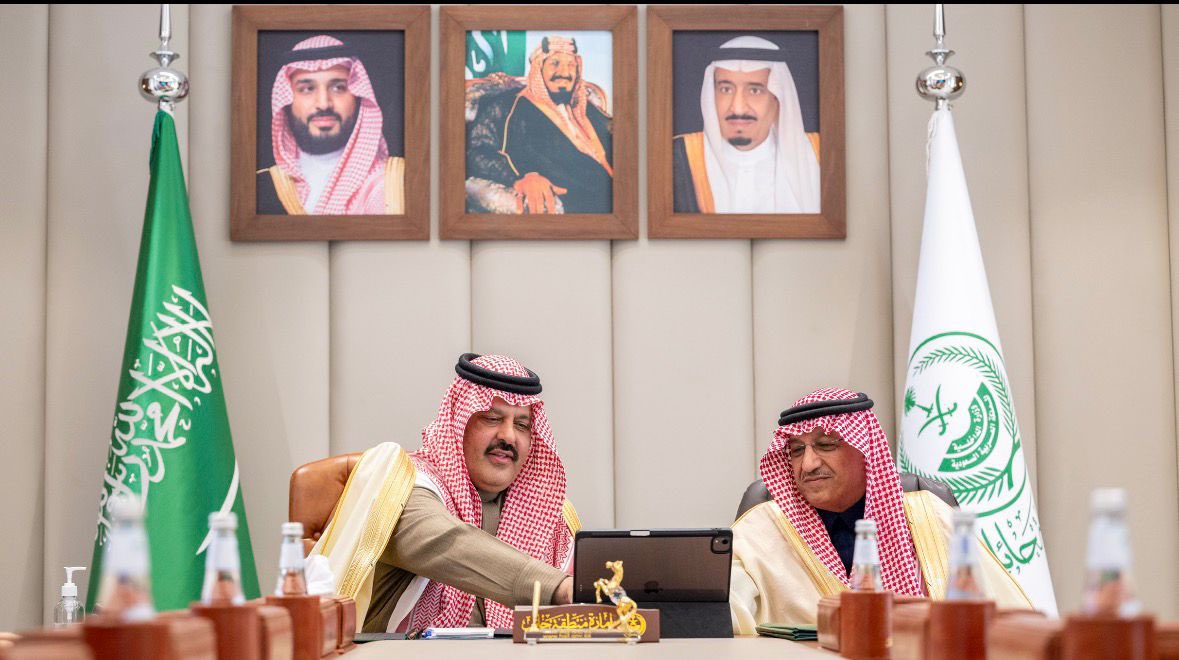 minister_moe_sa's tweet image. تشرفتُ اليوم بالمشاركة في تدشين سمو أمير منطقة حائل لعددٍ من المشاريع التعليمية النوعية، والتي تُعزّز الاستثمار في بناء الإنسان، وتُحسّن جودة التعليم، وتدعم مسارات التنمية المستدامة في المنطقة.