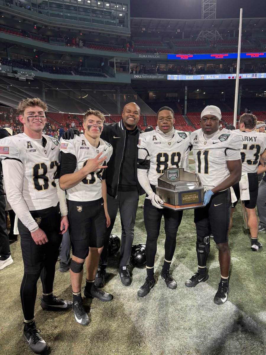 Aaron Smith tweet media