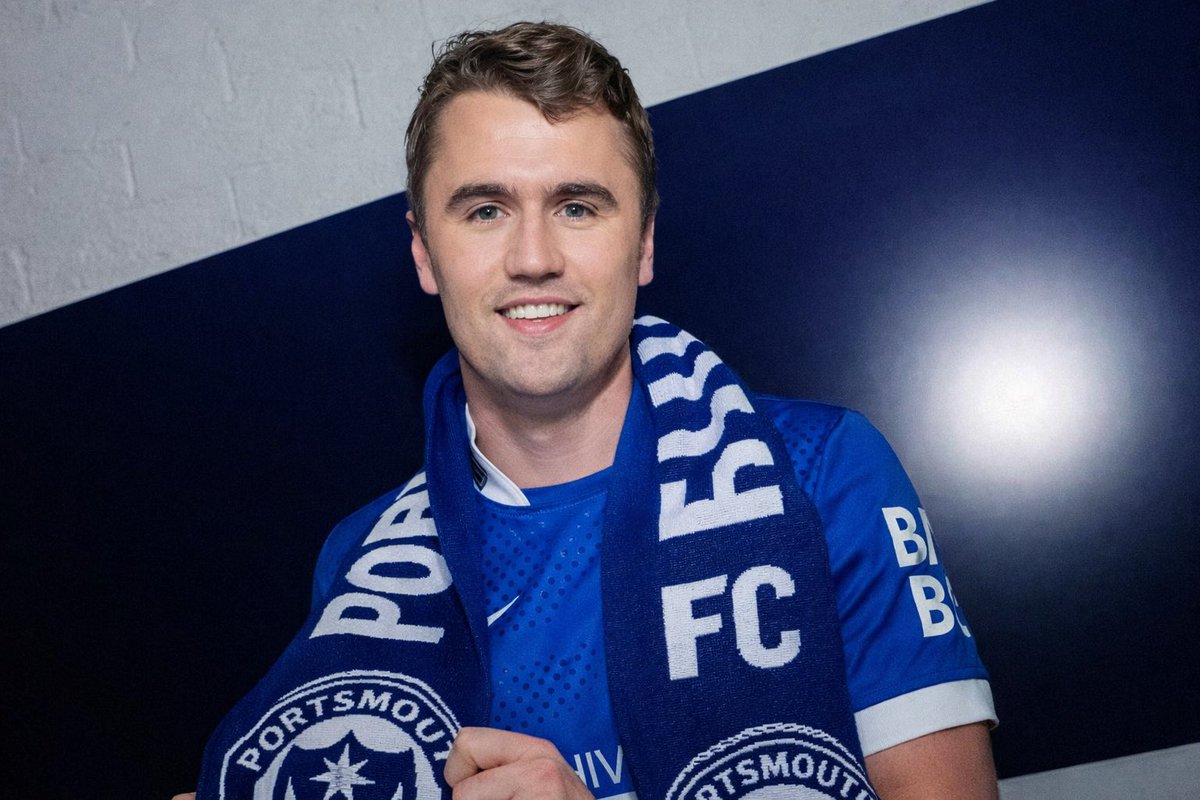 Ev3rSteel's tweet image. Add pompey please 😁