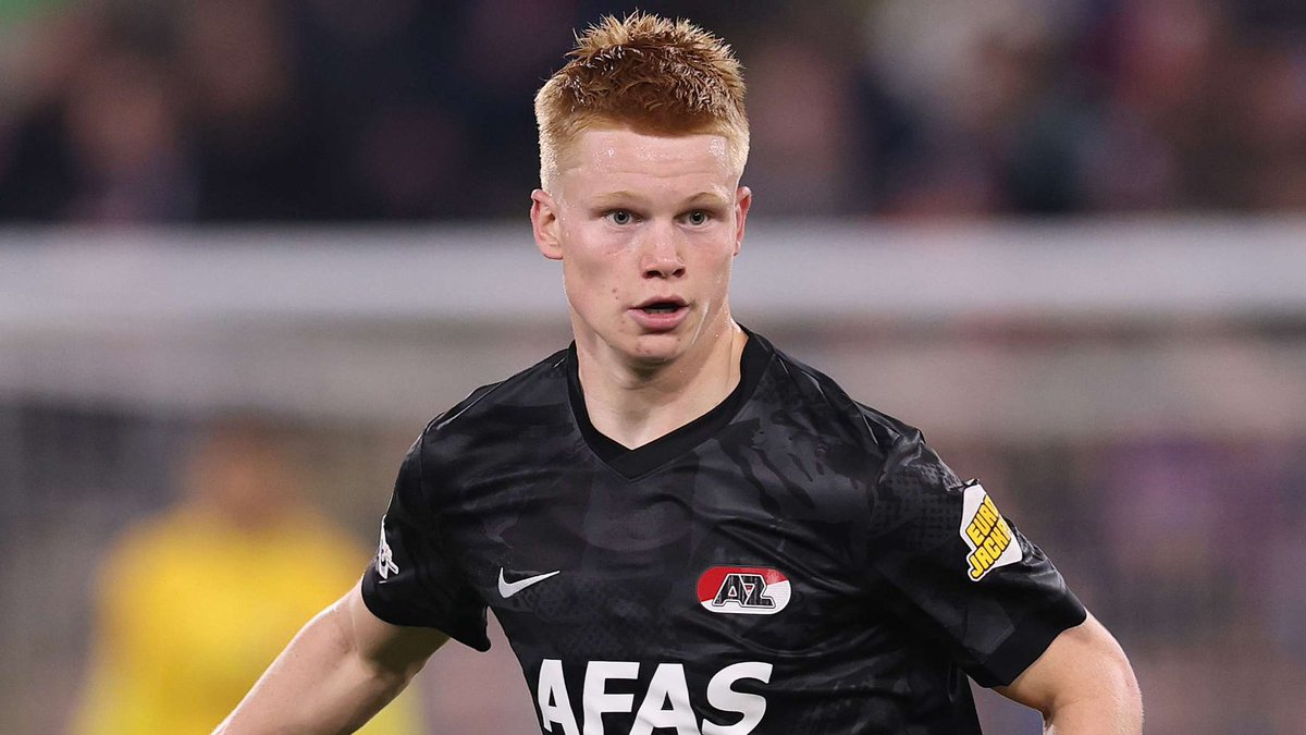 🚨Manchester United are showing interest in landing Kees Smit, 19, from AZ  Alkmaar. But Old Trafford recruitment chiefs are facing a battle with  Premier League rivals Newcastle. Three European giants – Real