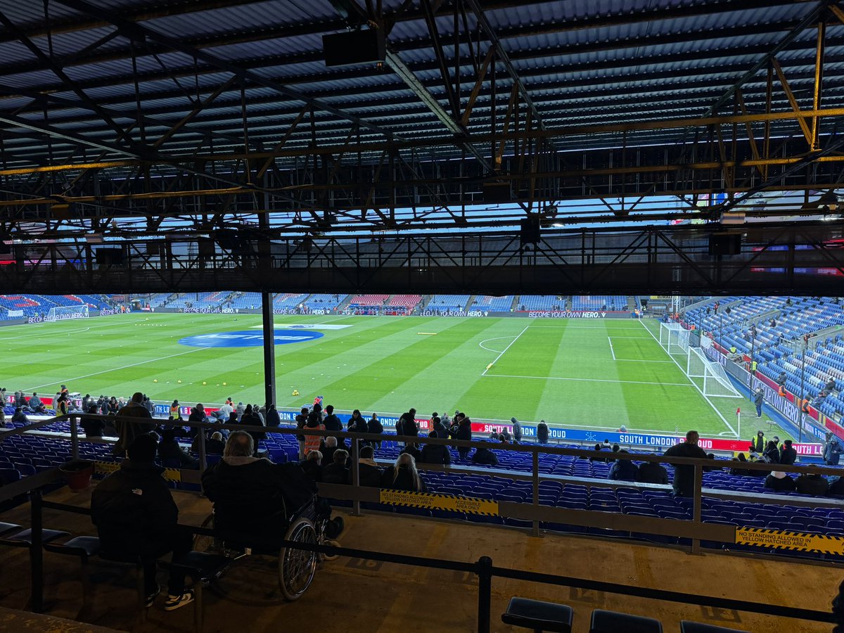 高井がサブに入ってる〜