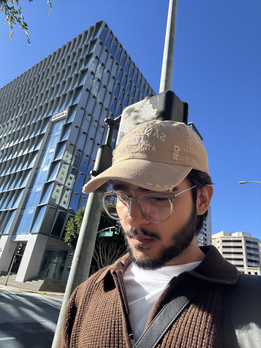 Hasan (3dblur) tweet media