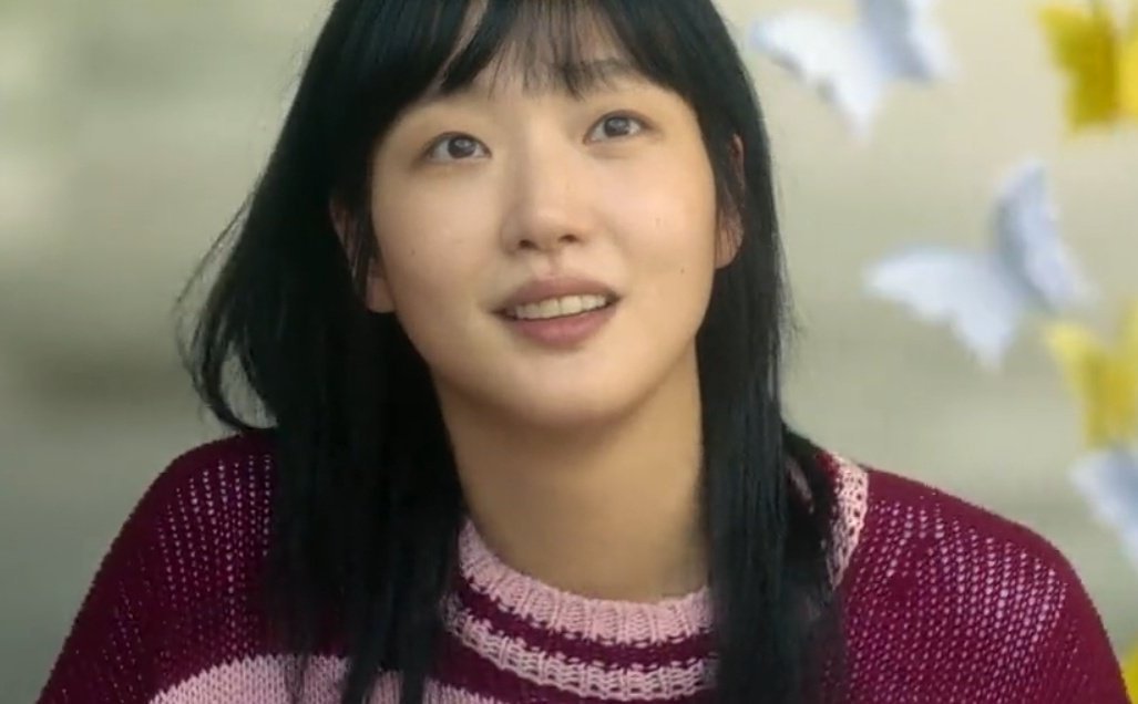 exolojiy's tweet image. same actress and same drama btw