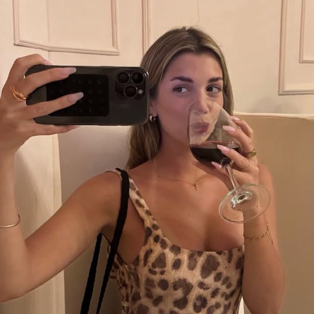 dumpitos's tweet image. @/ date with him 🌟🤍