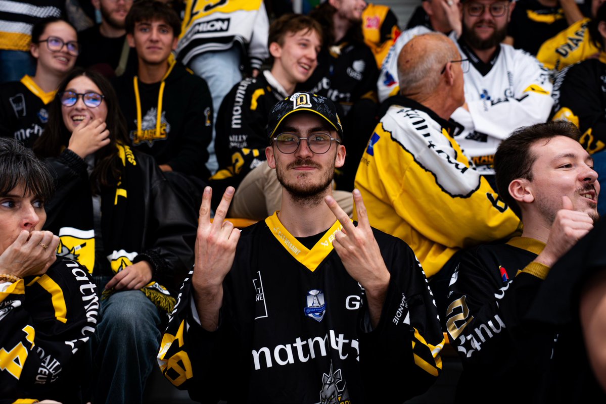 DragonsdeRouen's tweet image. Depuis le début de la saison, vous êtes au rendez-vous🙏🏻
À domicile comme à l’extérieur🤩
Merci à tous 💛🖤
