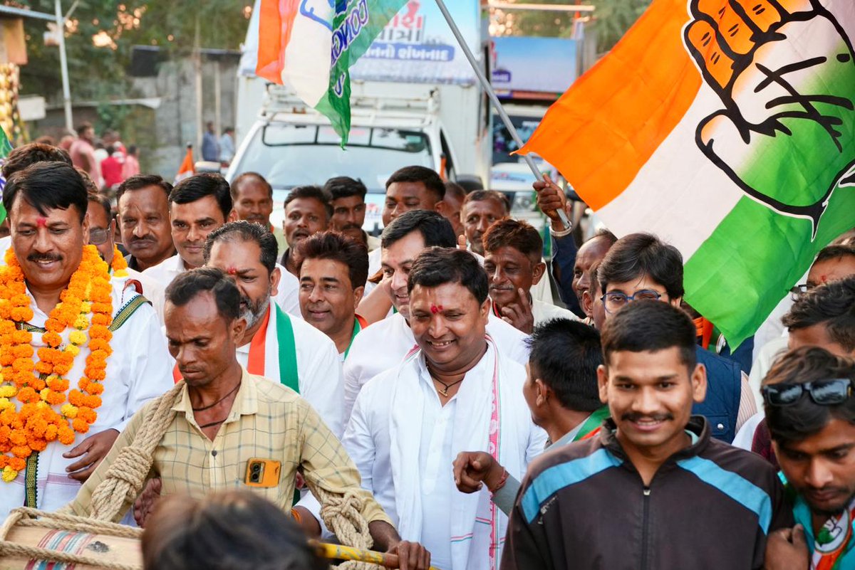 srinivasiyc's tweet photo. આ યાત્રા નથી,
આ ગુજરાતની દબાયેલી આશાઓની પુકાર છે.
#JanAkroshYatra https://t.co/rahh8rbFAS