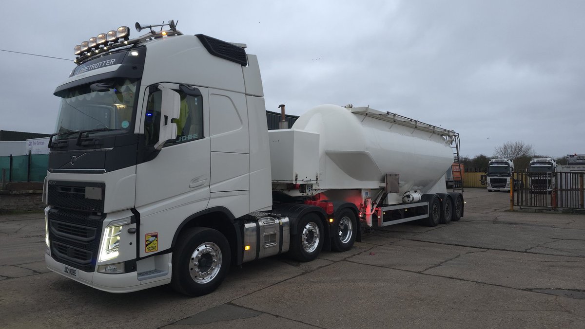 RetroRobV12's tweet image. Hi Ho Hi Ho 
Off to work I go!