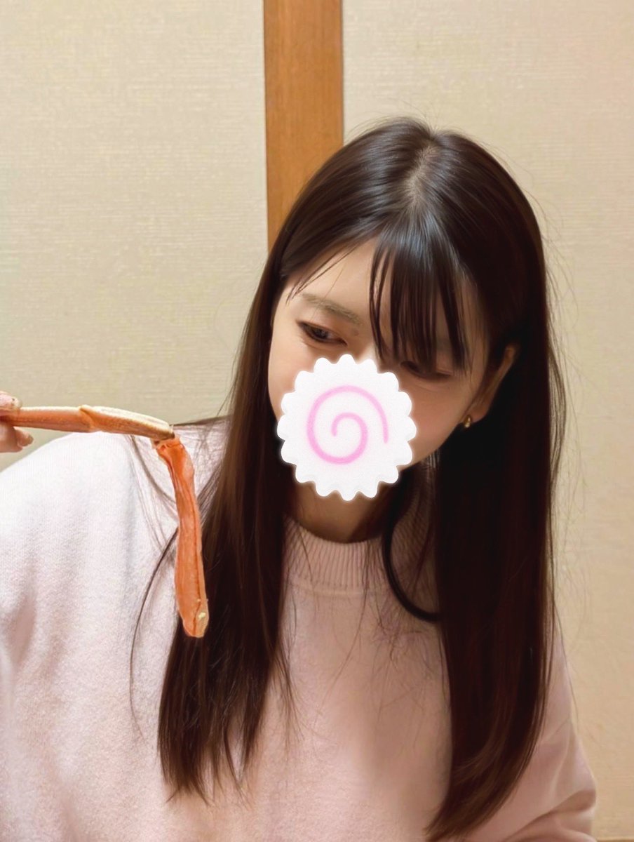 カニ！🦀ｶﾆｨ‼︎
カニの箸置きレジ横に売っててつい購入。