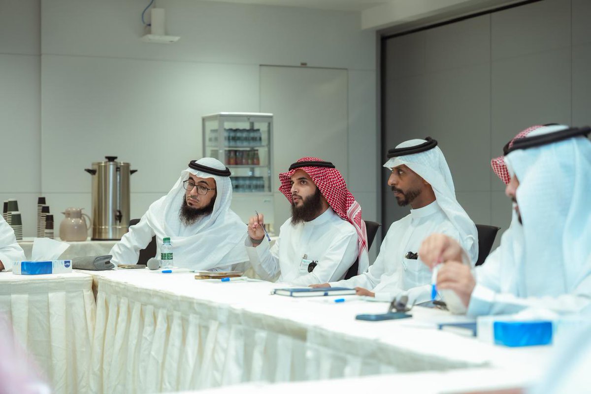 AFAGYOUTHAS's tweet image. تتقدم جمعية آفاق الشبابية بخالص الشكر والتقدير إلى المجلس التخصصي للجمعيات الشبابية، 
نظير جهودهم المتواصلة ودعمهم المستمر، وما قدموه من إسهامات نوعية كان لها أثر ملموس في تطوير أداء الجمعيات وتعزيز برامجها.

سائلين الله لهم دوام التوفيق والعطاء.

#جمعية_آفاق_الشبابية #شكر_وتقدير