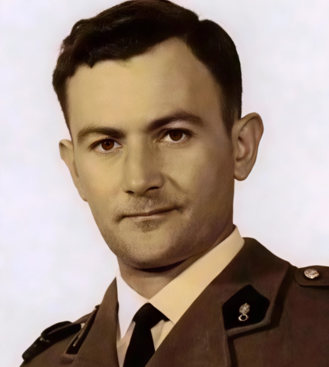 TheatrumBelli's tweet image. IN MEMORIAM / Mémoires combattantes
Commandant François VIEULES
Blessé 11 fois avec 17 citations françaises et 2 étrangères
Mort au combat le 28 décembre 1958
----
theatrum-belli.com/in-memoriam-ch…
----
@LegionEtrangere
#DiênBiênPhu #Indochine #Algérie
