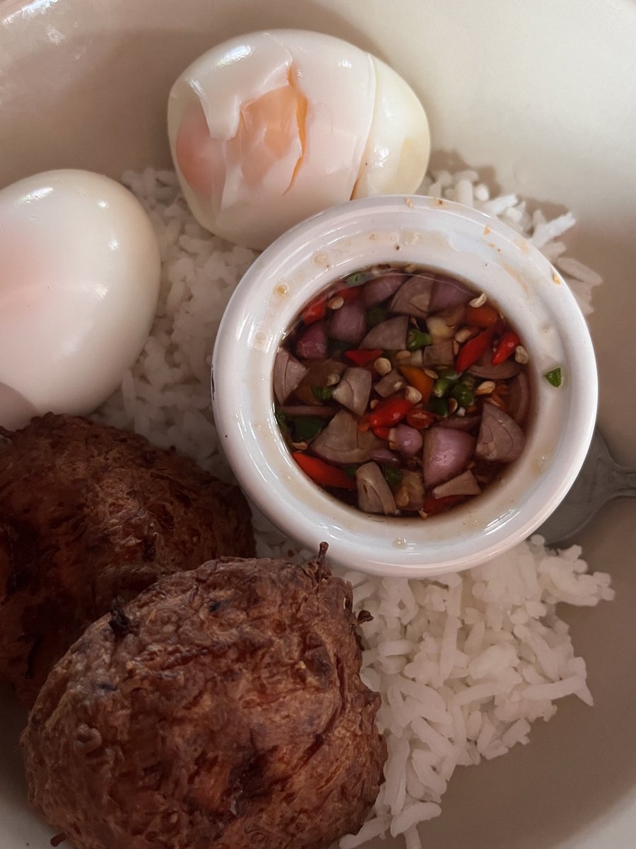 witsawa (@liar9s) on Twitter photo 