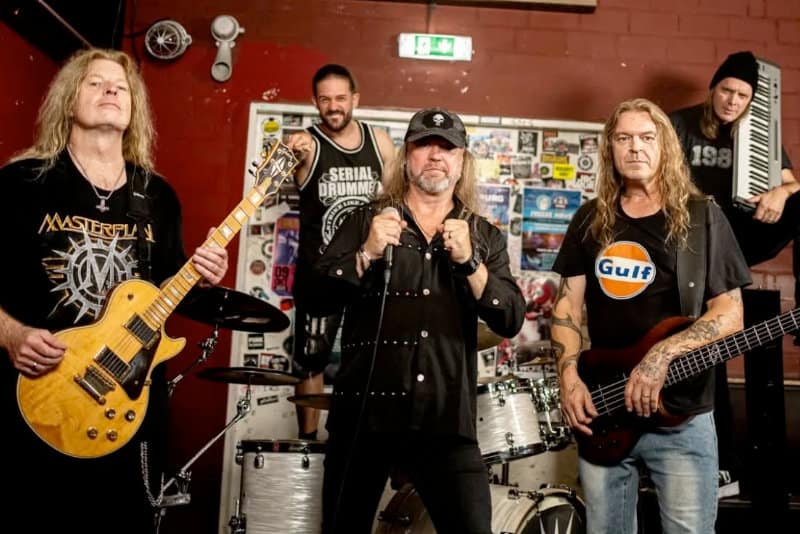 Novo álbum do Masterplan levou cinco anos para ser concluído, diz Roland Grapow.
rockbrigade.com.br/novo-album-do-…