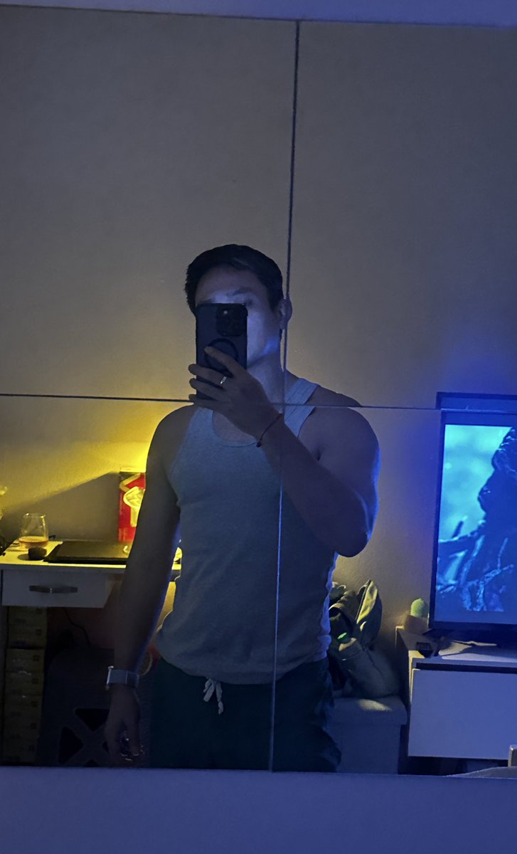 naughtyNeil27's tweet image. Good night folks from the other side of the world 🇦🇪

#Pinas #motivate #positivemind #posivibes #fitnessmotivation #fitspiration #ofwlife🇵🇭 #pinoyofw🇵🇭 #mydubai🇦🇪 #moreno #pinoy #ofw #pinoyofw🇵🇭🇦🇪 #fitnesslifestyle #alter #alterdubai