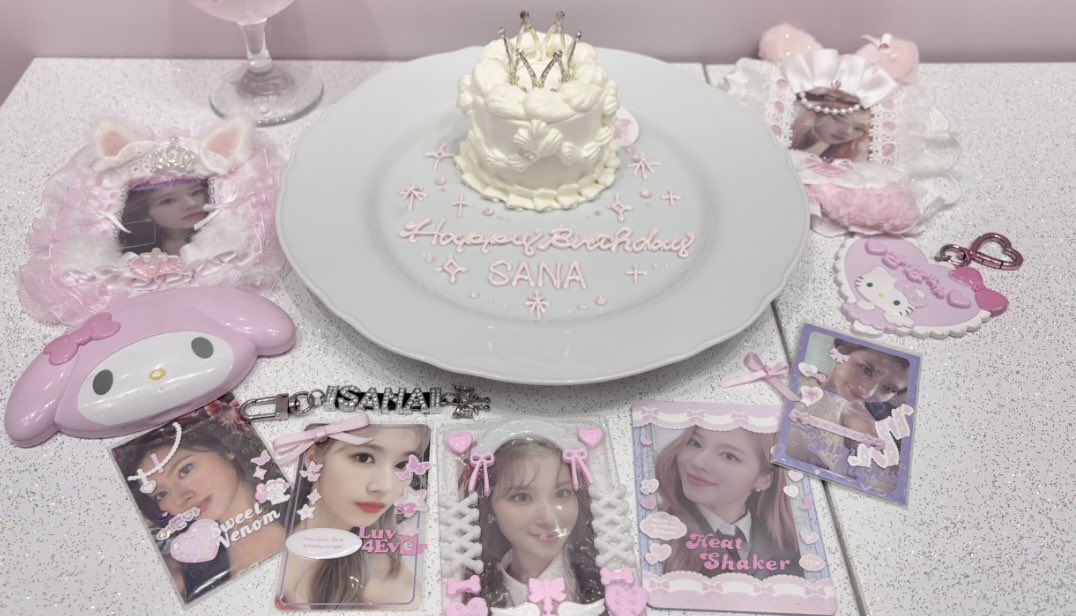 𝒩 †❤︎ tweet media