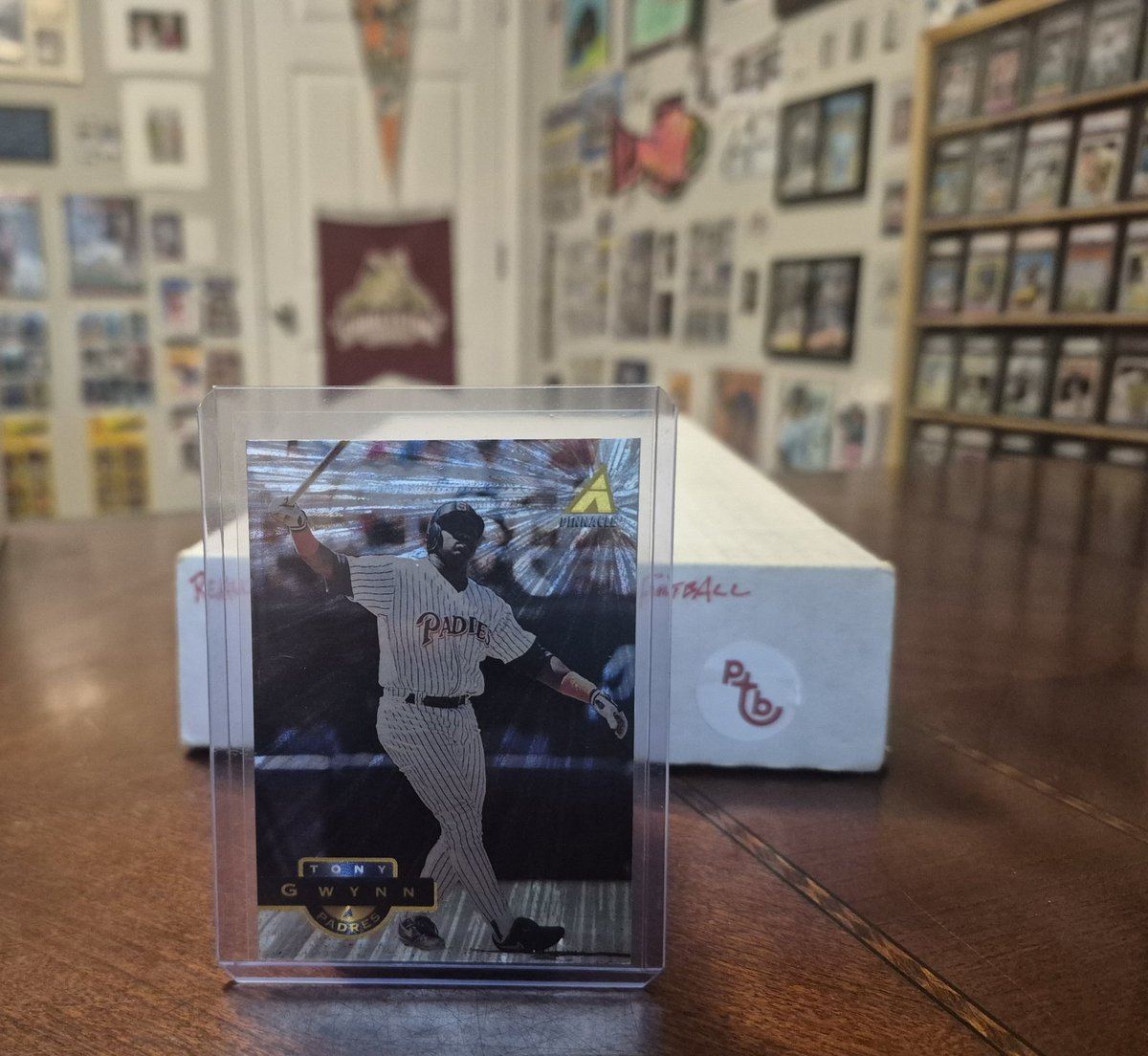 Pinnacle Museum Collection one of my favorite card products ever!

🔥