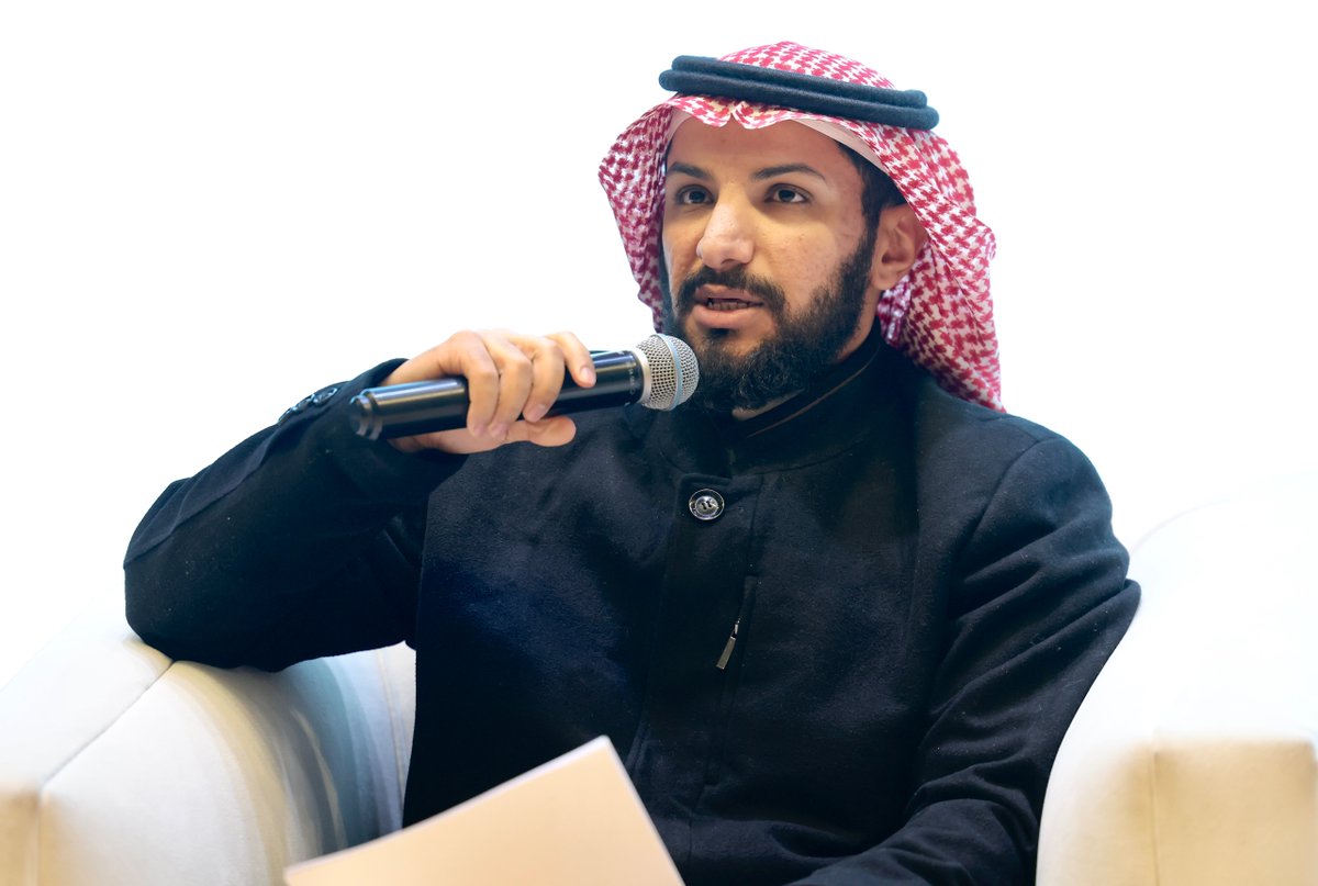 abhachamber's tweet photo. ️⃣    من ناحية أخرى تطرق
 المحامي أحمد عباش  @abbashlawyer
 في ورقة العمل التي قدمها بعنوان :
 " دعوى إلغاء القرار الإداري"
إلى أهمية «دعوى إلغاء القرار الإداري» والتي تعدُ أحد أهم الأدوات القانونية التي تضمن "سيادة النظام" في العلاقة بين جهة الإدارة (الأجهزة الحكومية) وبين المستفيدين (أفراداً أو شركات).، حيث أنها تمثل قمة الرقابة القضائية على أعمال السلطة التنفيذية.

#غرفة_أبها 
#الملتقى_القانوني 
#هنا_تصنع_الفرص
#عسير