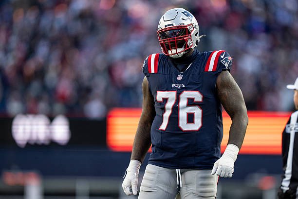 AdamSchefter's tweet image. Patriots OT Morgan Moses is set to make an extra $1.5 million for reaching the 90 percent playtime threshold that he is expected to lock in during today’s game vs. the Jets.