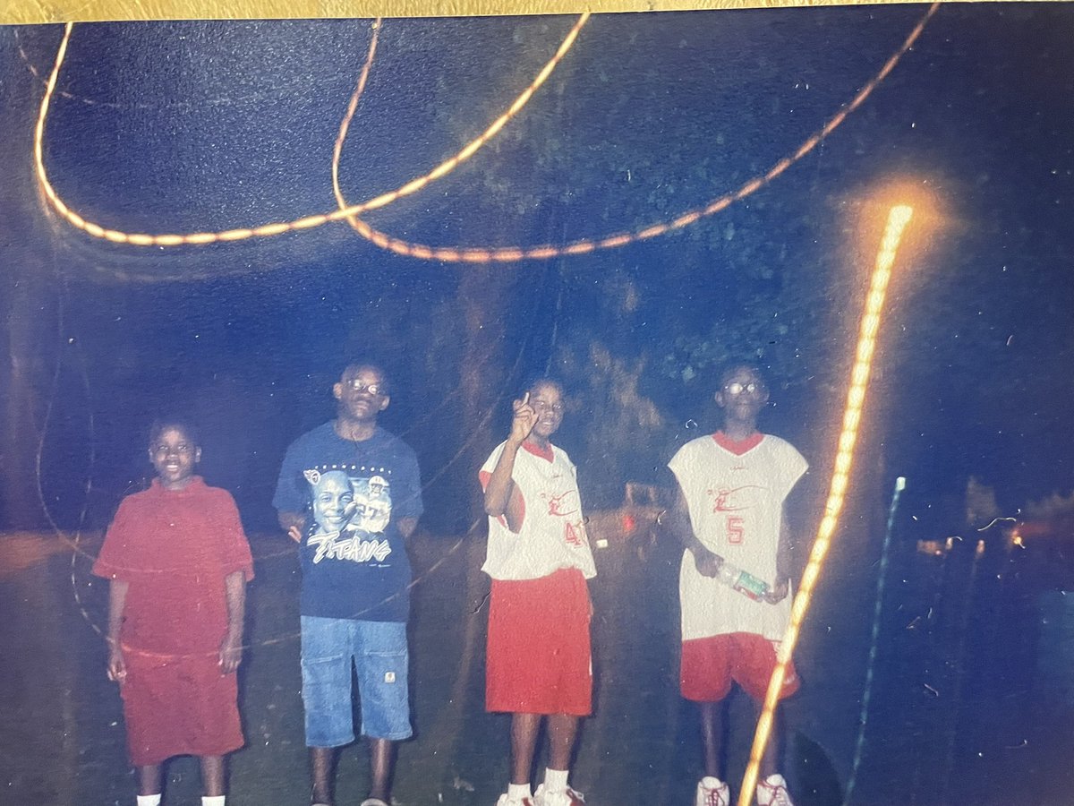 remraf nella tweet media