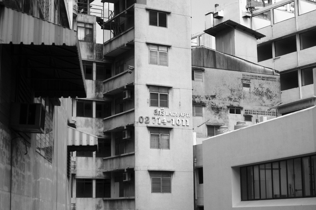 dbaker's tweet image. today in bangkok #fujifilm #Thailand