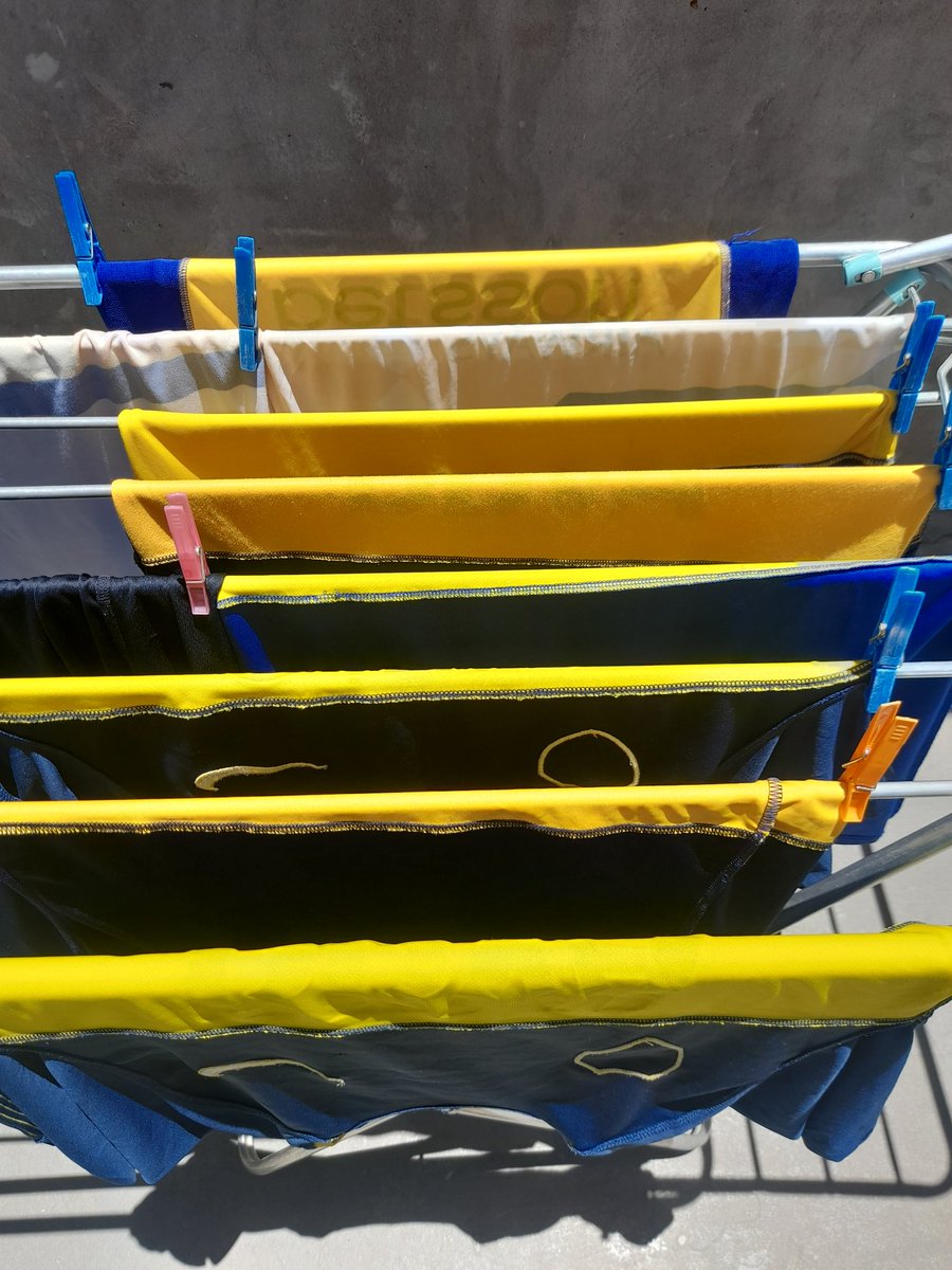 Nicoambrogi's tweet image. Lista la ropa para las vacaciones. 👍