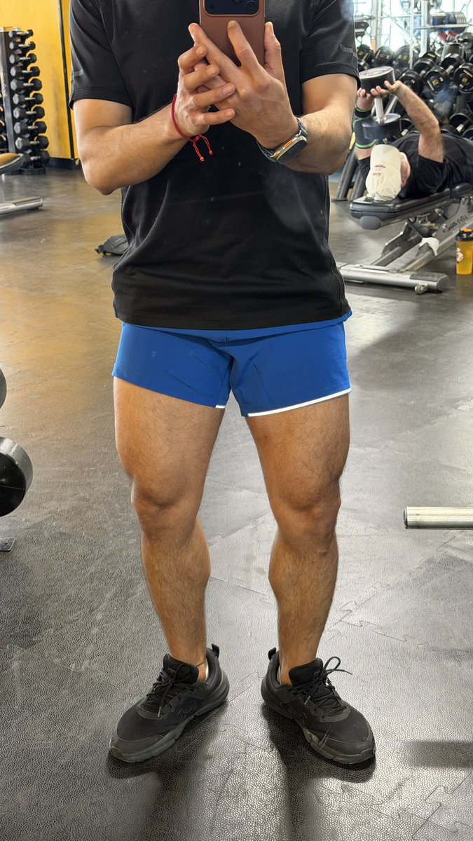 ¿Cómo se recupera el volumen en una pierna después de la recuperación de una lesión? #gymlife #gymrat #gymbros #gymsis #gymbody #gymmotivation