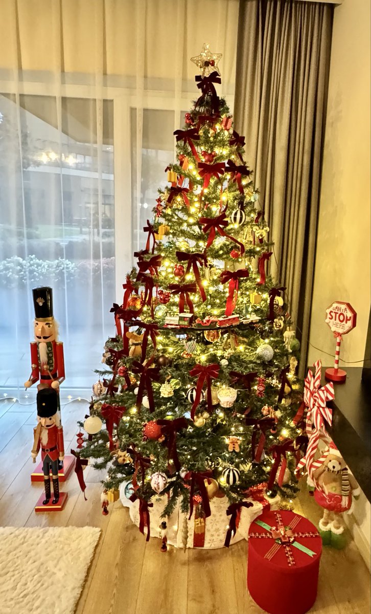 muzeylem's tweet photo. 🎄✨ https://t.co/iRjKLan8Lp