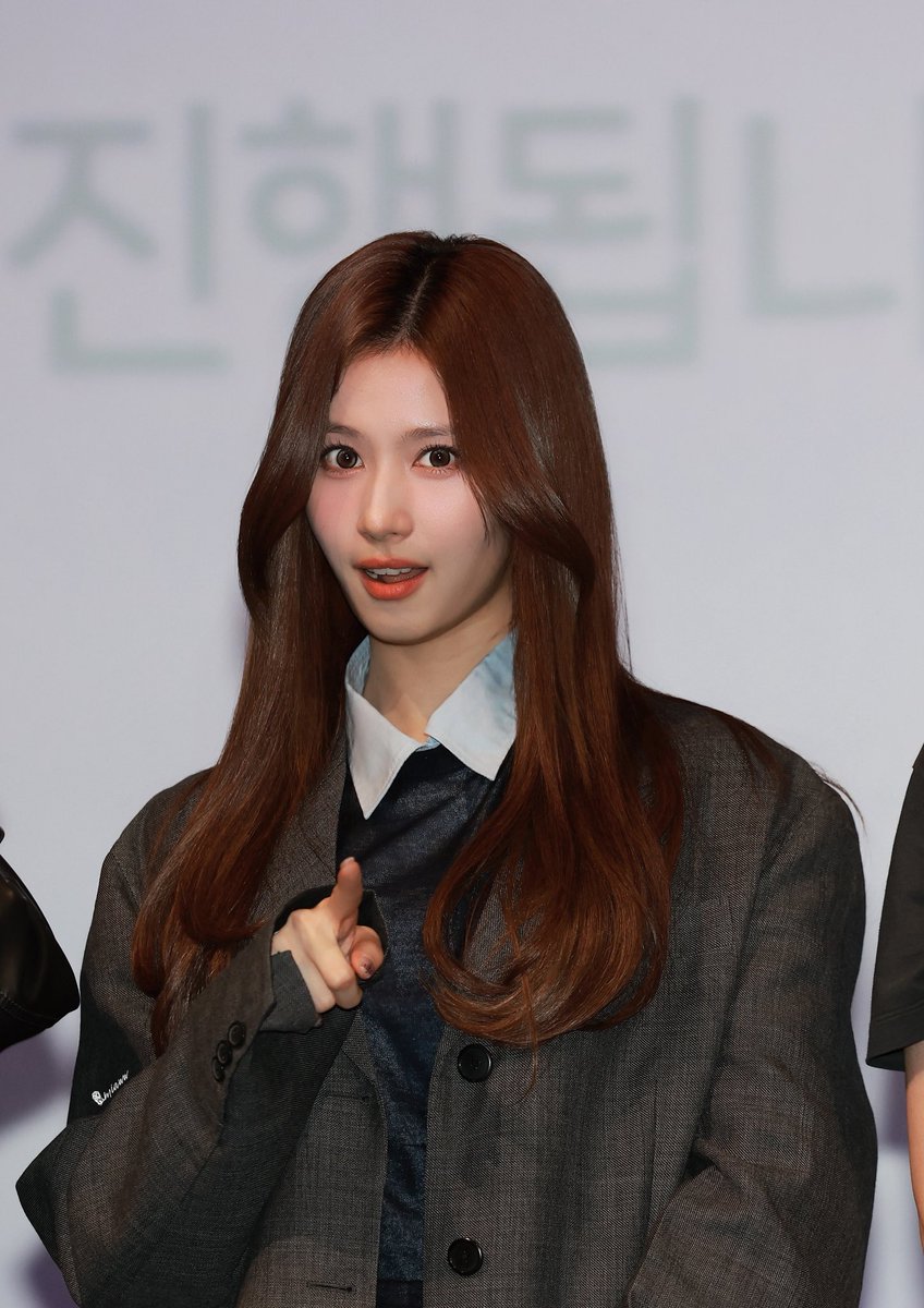 サナさま確認ページ♥ こんな振り幅凄いのはサナちゃんだけ✨Queenすぎるサナ様