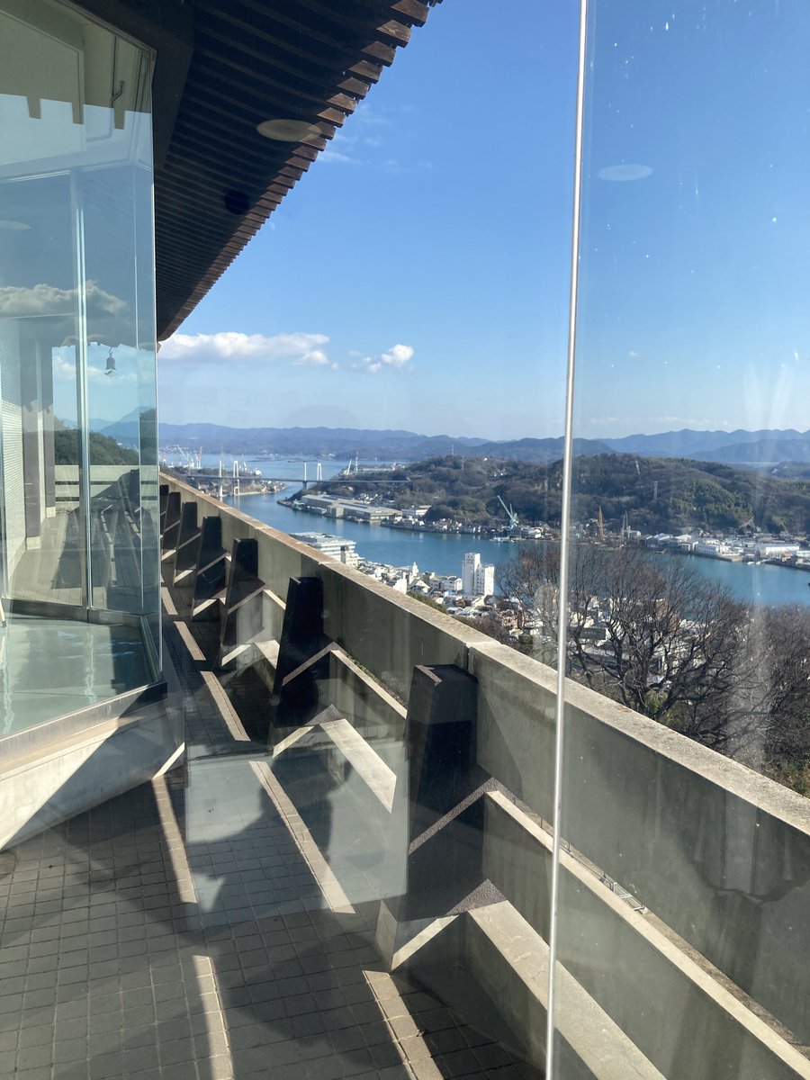 28日今年最終日の尾道市立美術館へ行って来ました･:*+.\(( °ω° ))/.:+
日曜日だけどあまり人がいなくてまったり鑑賞
色々と素敵な作品でしたが圓鍔さんの正義の女神が自分の中では一番素敵💓でした
この作品は最高裁判所行かないとみれないのか‥しみじみレプリカだけど良いもの見れた