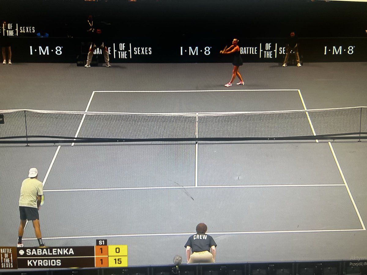 IPowered2's tweet image. co to jest za bezsens, że Sabalenka ma tak bardzo skrócony kort xddddd