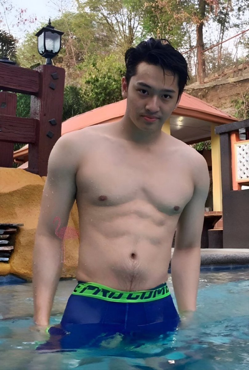 Momshie Divineshie tweet media