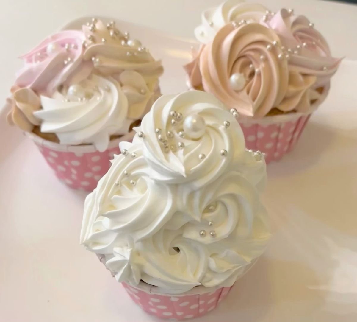 fluttersof's tweet image. im like if a cupcake took the form of a human girl