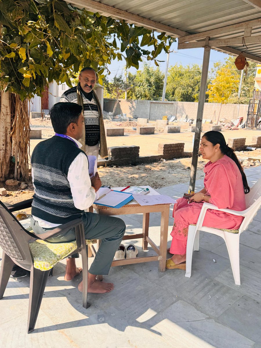 આજરોજ 17-ચાણસ્મા વિ.મ.વિ.માં શંખેશ્વર તાલુકામાં ખાસ કેમ્પનું આયોજન કરવામાં આવ્યું. મતદાર યાદી સુધારણા ઝુંબેશ અંતર્ગત ઝુંબેશના દિવસે વિવિધ મતદાન મથકોની મુલાકાત લેવામાં આવી અને બી.એલ.ઓ. દ્વારા કરેલ કામગીરીની સમીક્ષા કરવામાં આવી.<a href="/CMOGuj/">CMO Gujarat</a> <a href="/CEOGujarat/">Chief Electoral Officer, Gujarat</a> <a href="/CollectorPatan/">Collector Patan</a> <a href="/InfoGujarat/">Gujarat Information</a>