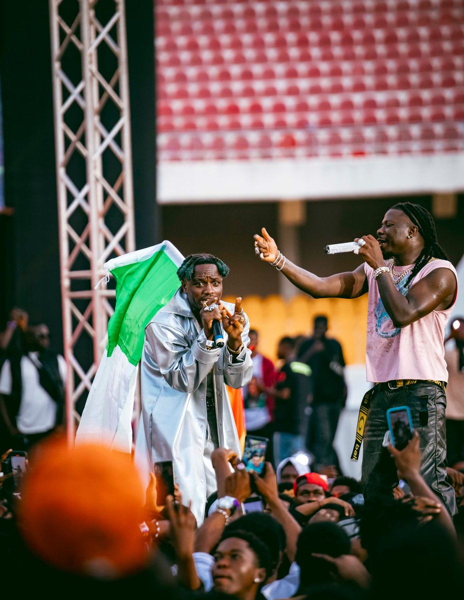 officialdrela's tweet photo. 60K+ fans turned up at the Accra Stadium to come watch the king perform live during the #BHIMFEST25. I am forever grateful for the opportunity to share the platform with my Godfather,Stonebwoy . https://t.co/2x3BjYCFWe