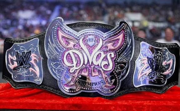 IconicChriss's tweet image. Be honest, who's the first person you think of when you see this belt?
